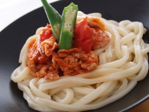 トマトと豚キムチのスタミナうどん